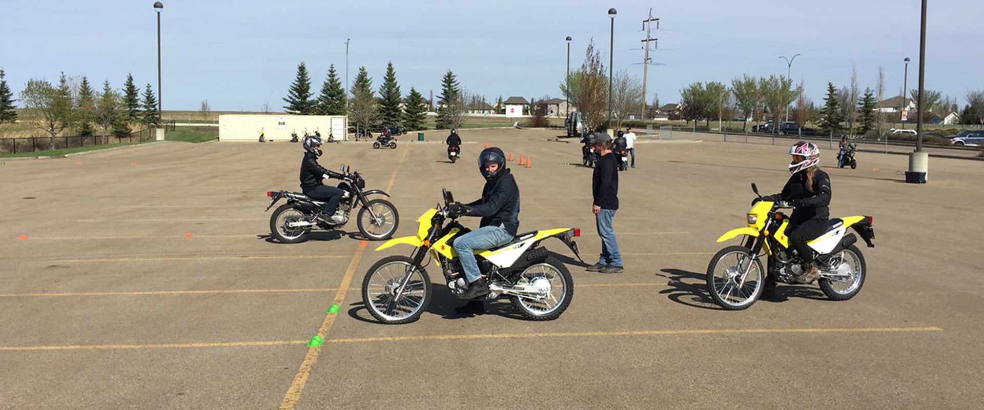 Understanding Throttle and Clutch Control for Motorcycle Training Workshops